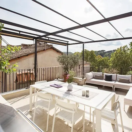 Exclusive Rooftop-designd