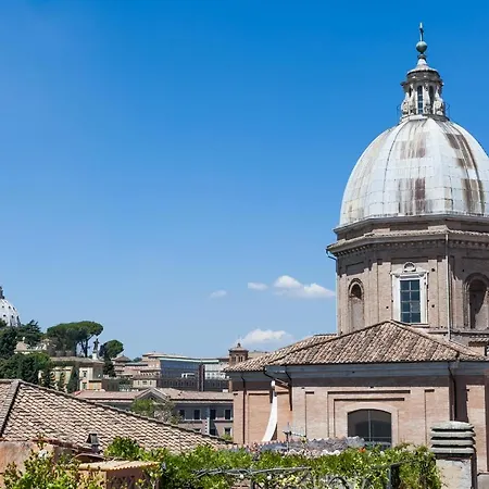 Exclusive Rooftop-designd *