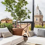 Exclusive Rooftop-designd Apartment