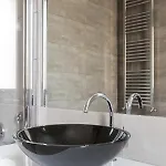 Exclusive Rooftop-designd Apartment